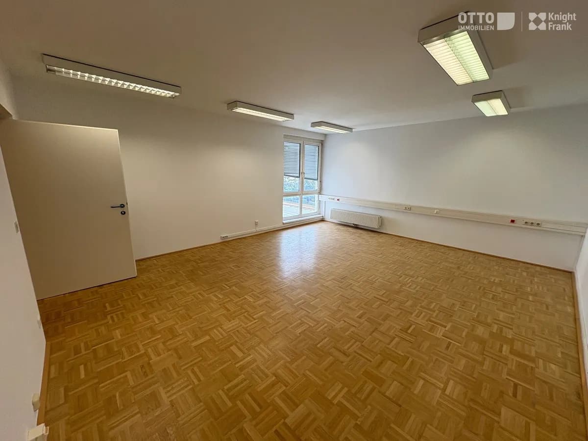 Gewerbeimmobilie mieten in Wien – 110 m², € 1.305