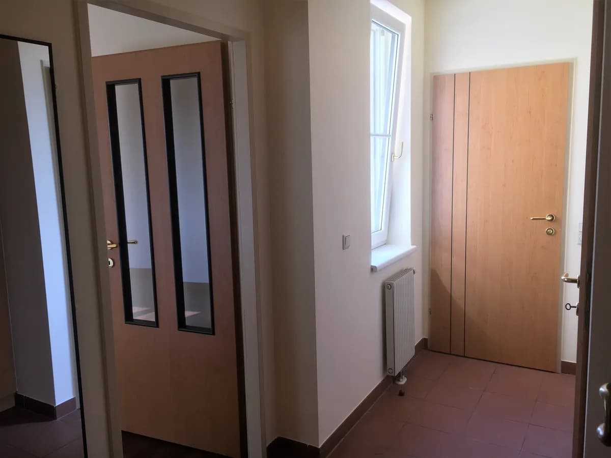 1-Zimmer-Wohnung mieten in Wien – 38 m², € 768 – Bild 1 von 12