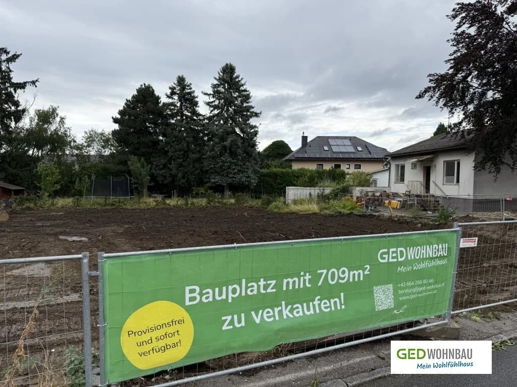Grundstück kaufen in Tulln – 700 m², € 233.970