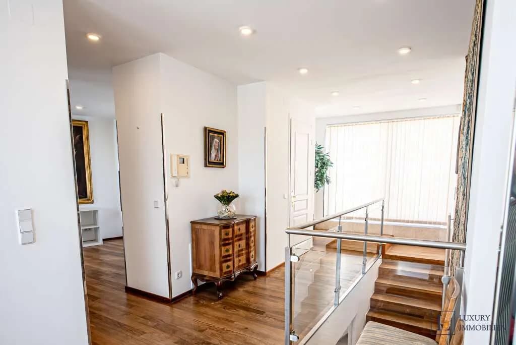6-Zimmer-Wohnung kaufen in Wien – 268 m², € 1.880.000 – Bild 3 von 18