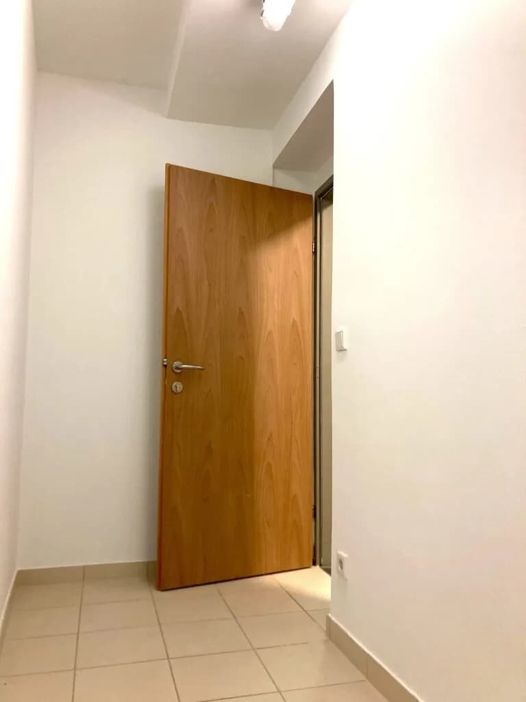 Gewerbeimmobilie mieten in Wien – 6 m², € 51 – Bild 2 von 2