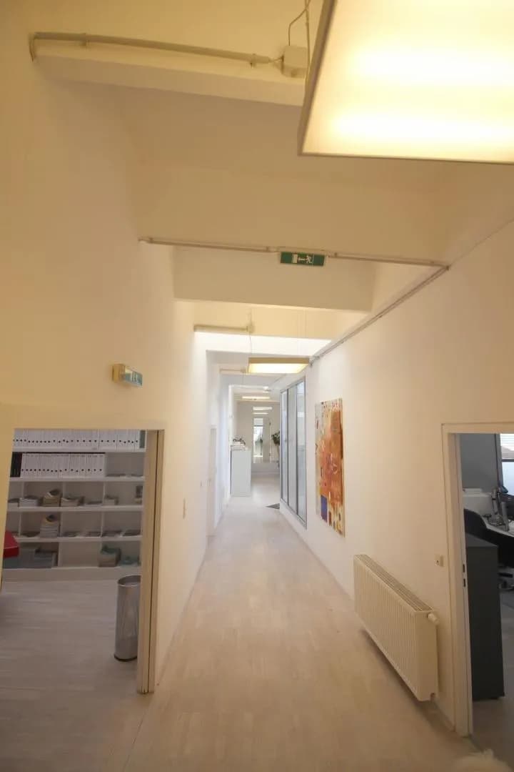 4-Zimmer-Gewerbeimmobilie mieten in Graz – 250 m², € 1.800 – Bild 4 von 12