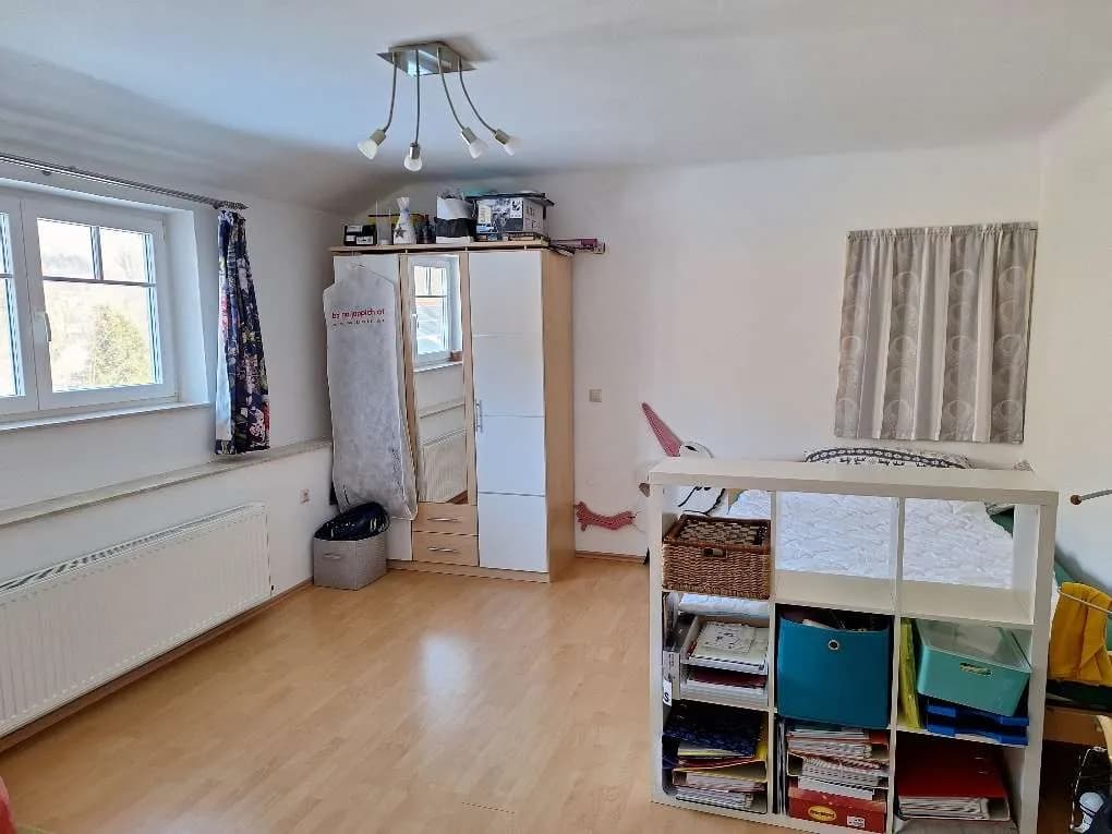 2-Zimmer-Wohnung mieten in Neunkirchen – 60 m², € 540 – Bild 3 von 8