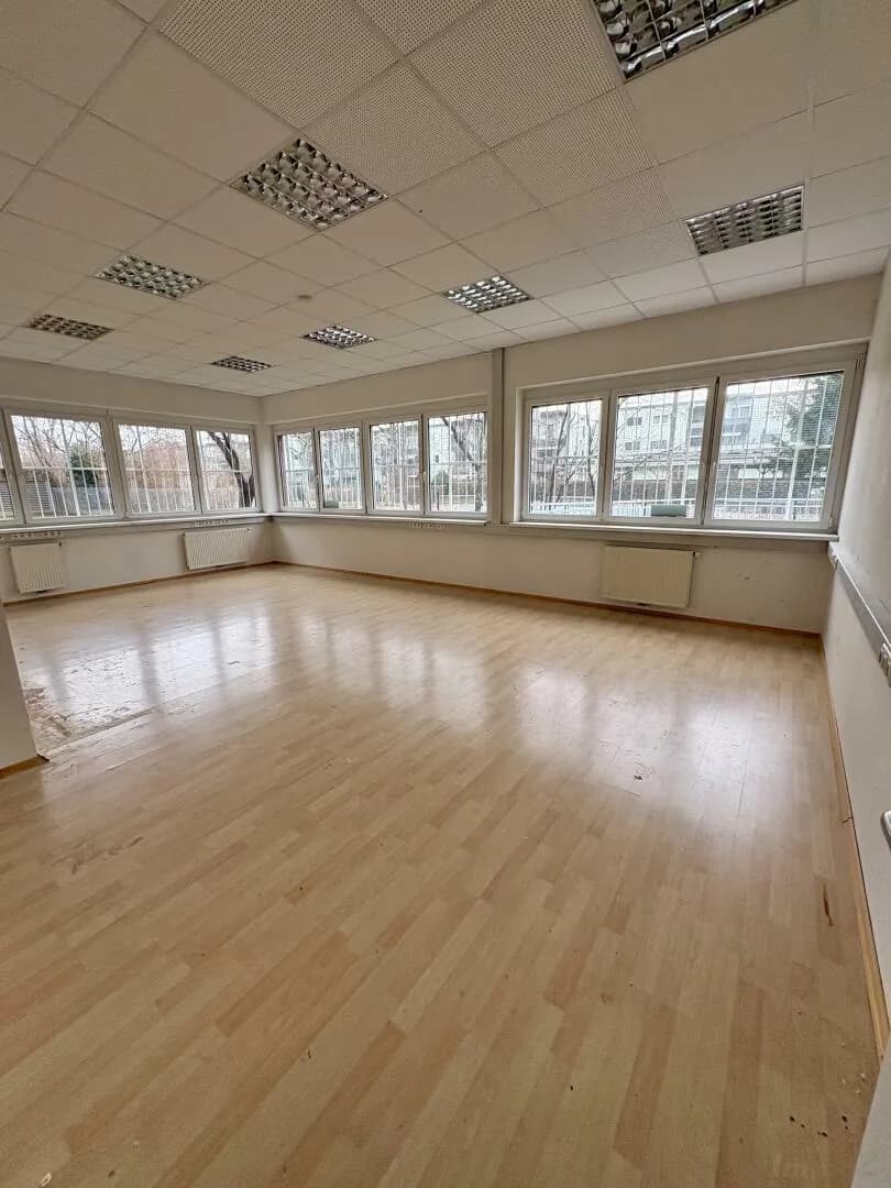 4-Zimmer-Gewerbeimmobilie mieten in Graz – 160 m², € 7