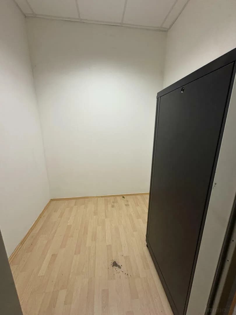 4-Zimmer-Gewerbeimmobilie mieten in Graz – 160 m², € 7 – Bild 3 von 13