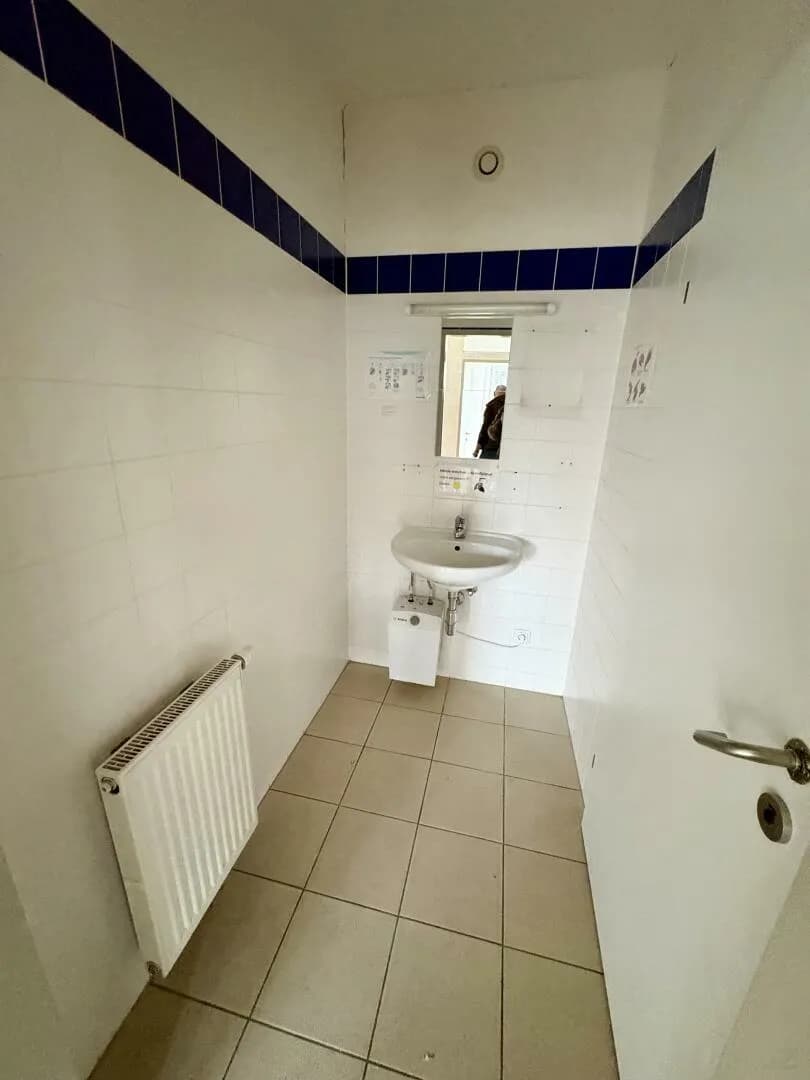 4-Zimmer-Gewerbeimmobilie mieten in Graz – 160 m², € 7 – Bild 4 von 13