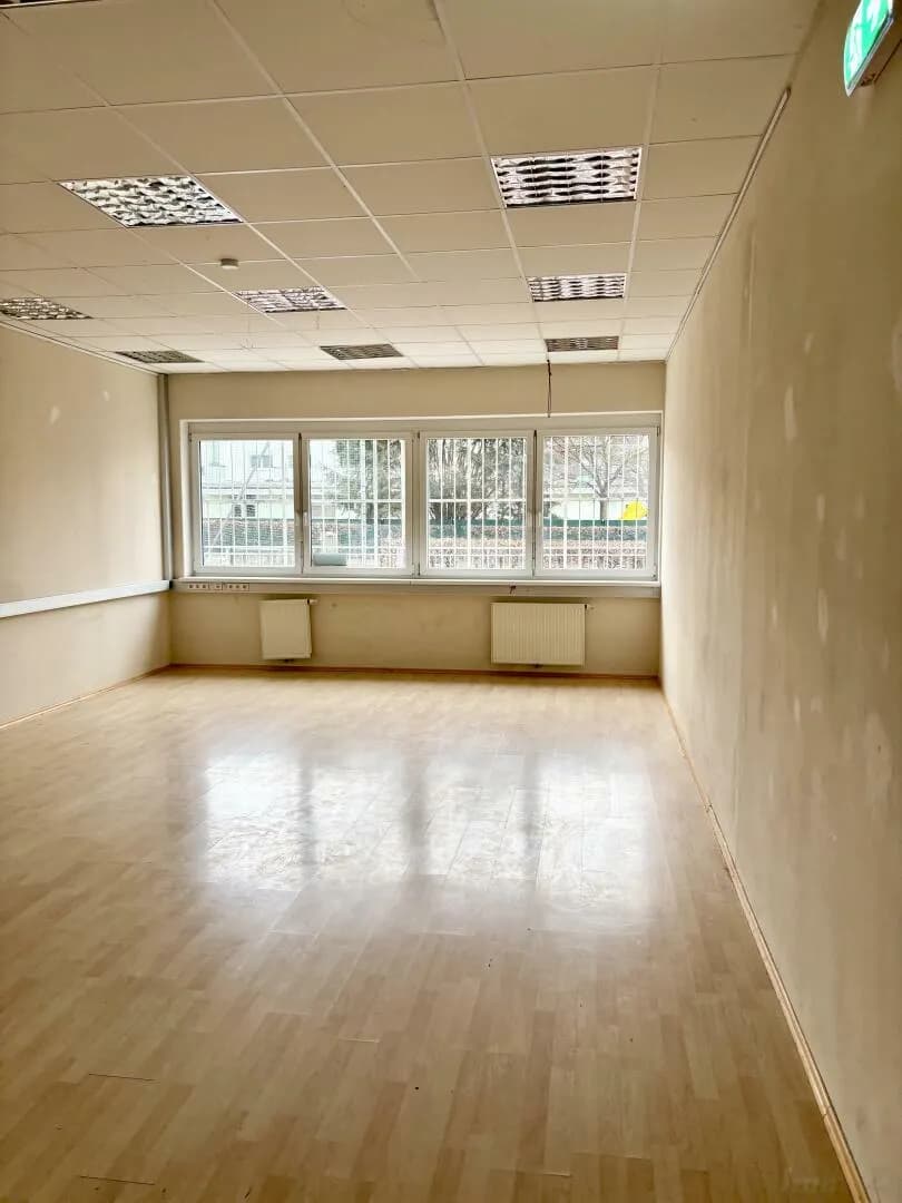 4-Zimmer-Gewerbeimmobilie mieten in Graz – 160 m², € 7 – Bild 7 von 13