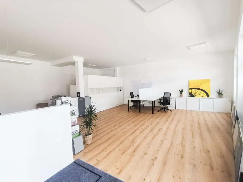 Gewerbeimmobilie kaufen in Ried im Innkreis – 210 m², € 649.700 – Bild 2 von 4