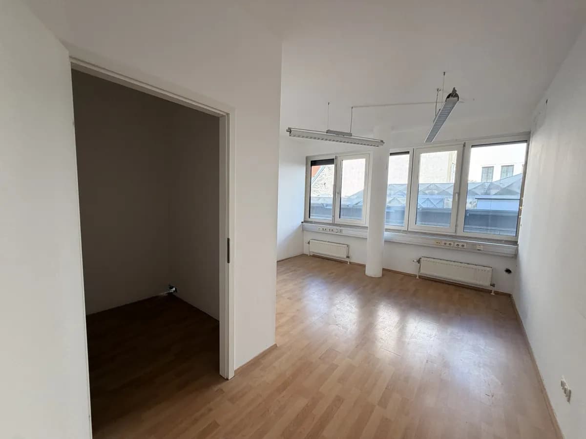 Gewerbeimmobilie mieten in Wien – 272 m², € 5.718 – Bild 7 von 19
