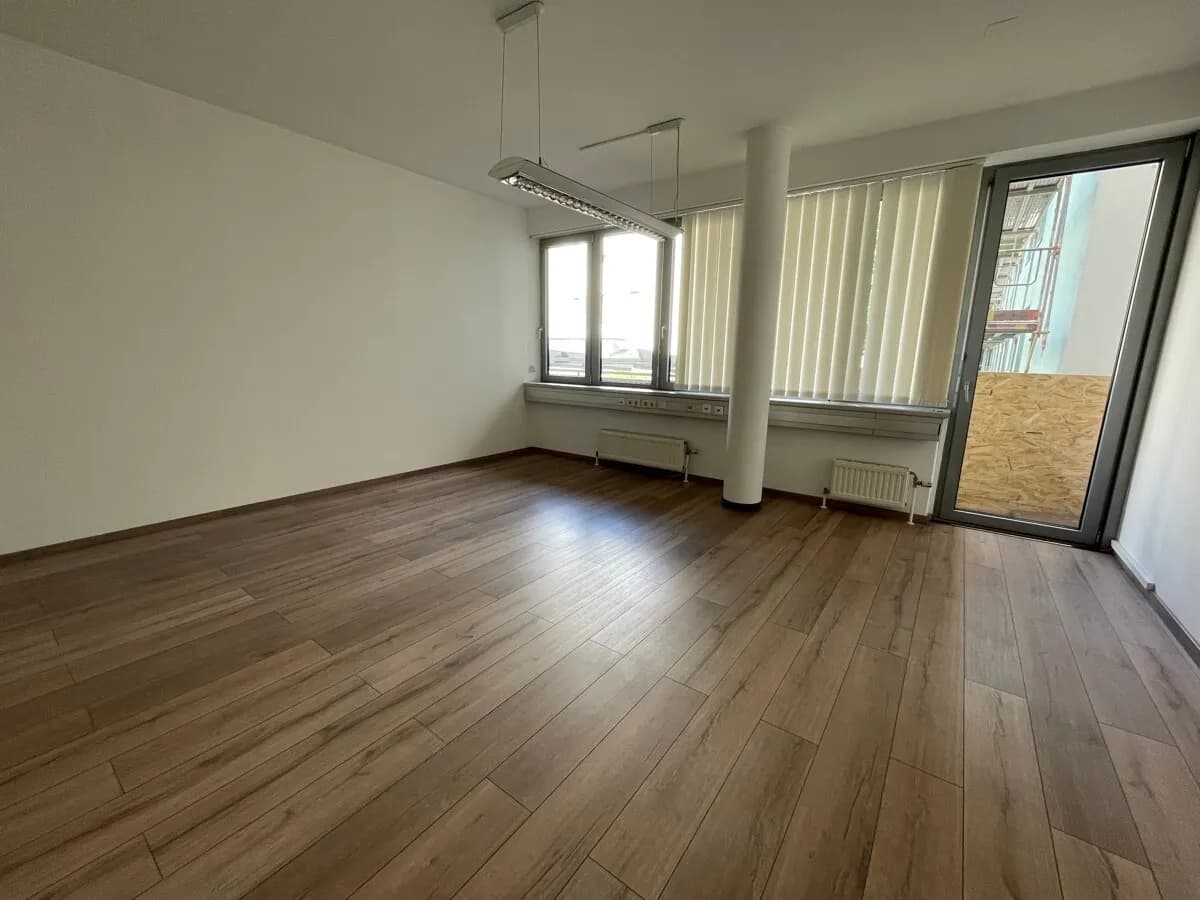 Gewerbeimmobilie mieten in Wien – 272 m², € 5.718 – Bild 8 von 19