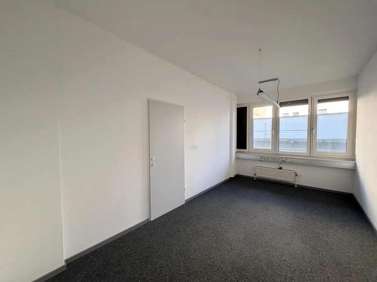 Gewerbeimmobilie mieten in Wien – 272 m², € 5.718 – Bild 10 von 19