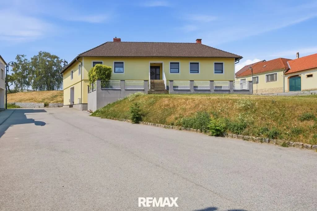 5-Zimmer-Haus kaufen in Hollabrunn – 145 m², € 375.000