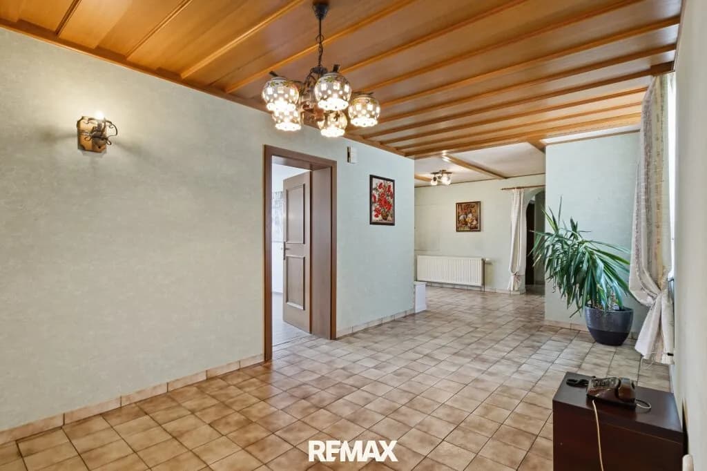 5-Zimmer-Haus kaufen in Hollabrunn – 145 m², € 375.000 – Bild 10 von 30
