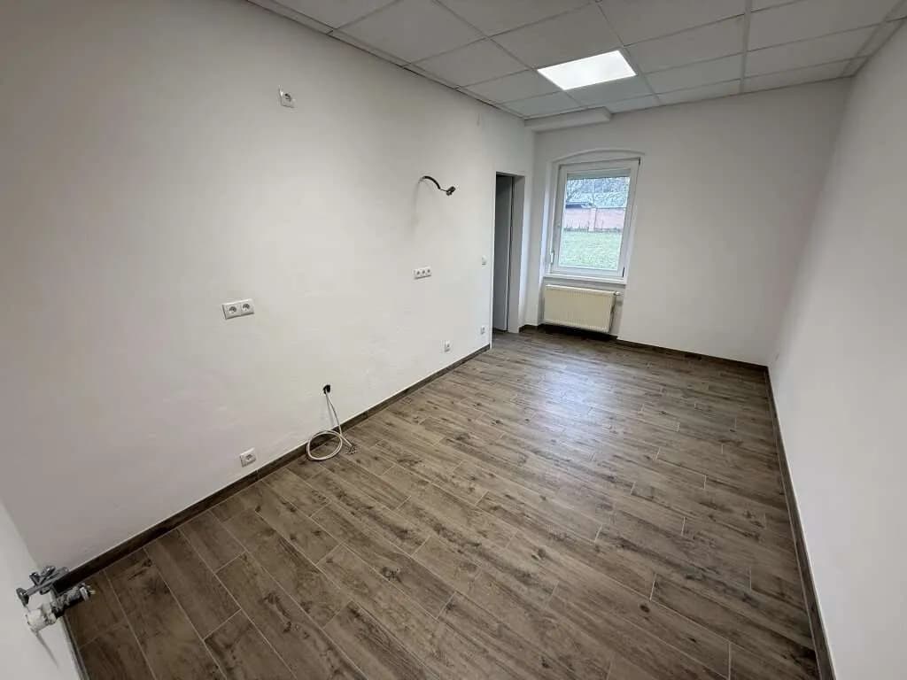 3-Zimmer-Gewerbeimmobilie mieten in Baden – 110 m², € 1.187 – Bild 6 von 6