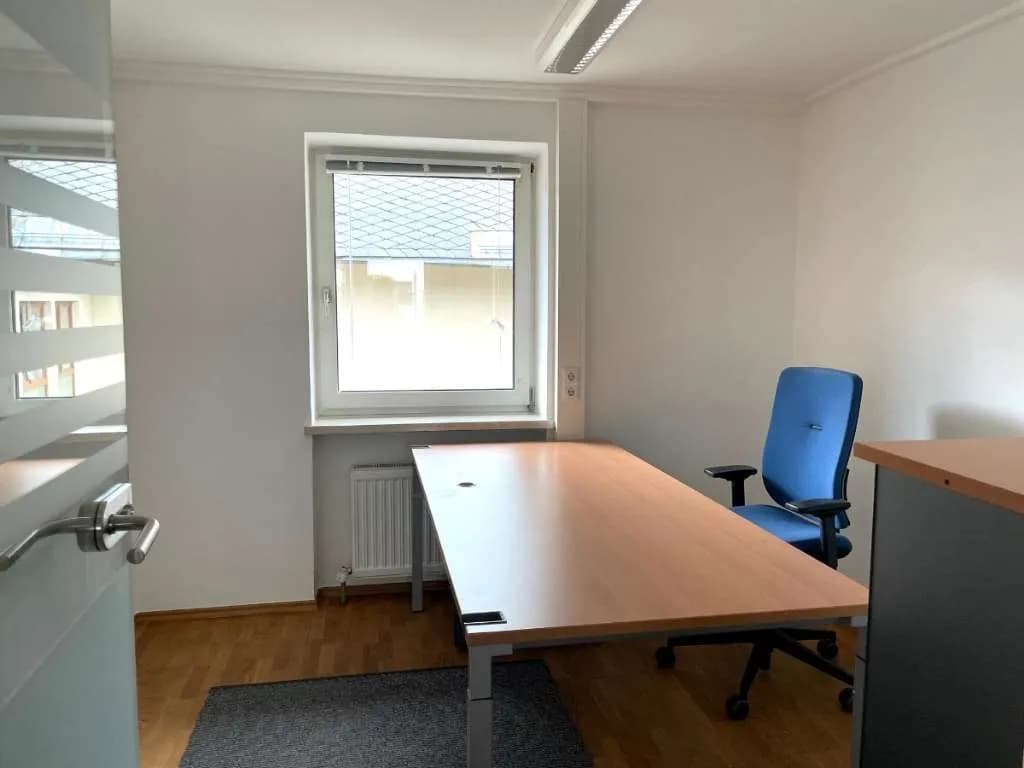 Gewerbeimmobilie mieten in Urfahr-Umgebung – 8 m², € 255