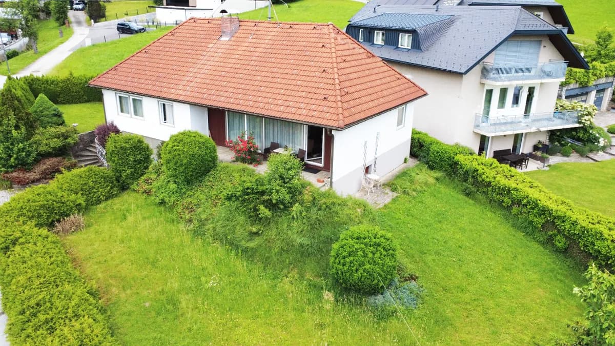 4-Zimmer-Haus kaufen in Vöcklabruck – 130 m², € 850.000 – Bild 1 von 3