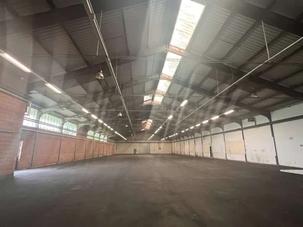 Gewerbeimmobilie mieten in Graz-Umgebung – 1 933 m², € 8.800 – Bild 2 von 5