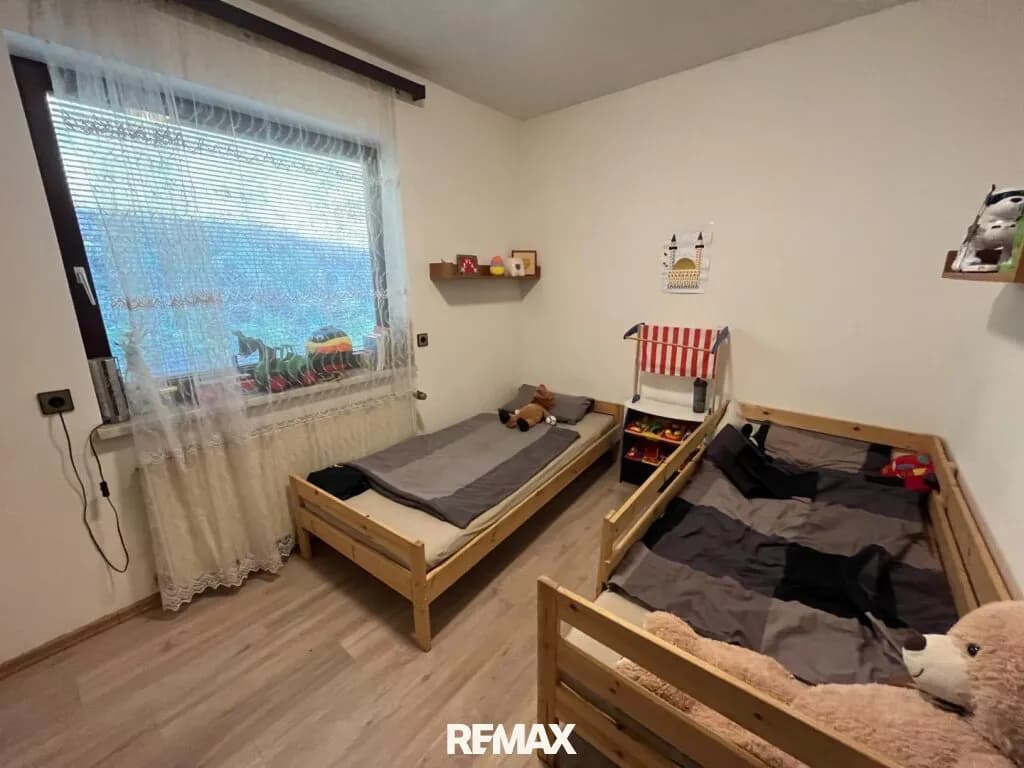 7-Zimmer-Haus kaufen in Neunkirchen – 146 m², € 199.000 – Bild 8 von 39