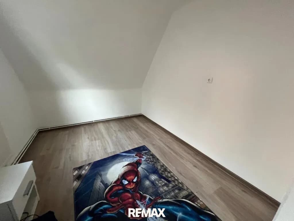 7-Zimmer-Haus kaufen in Neunkirchen – 146 m², € 199.000 – Bild 20 von 39