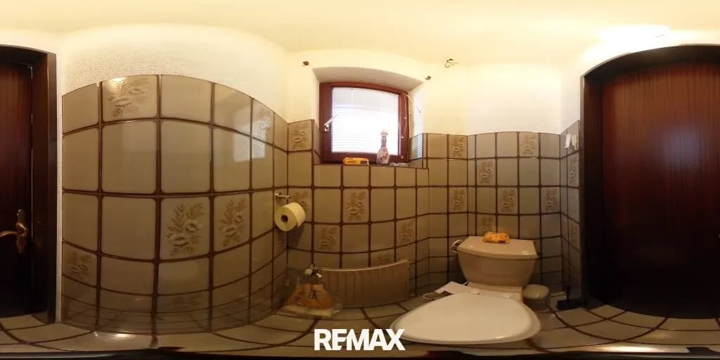 7-Zimmer-Haus kaufen in Neunkirchen – 146 m², € 199.000 – Bild 32 von 39