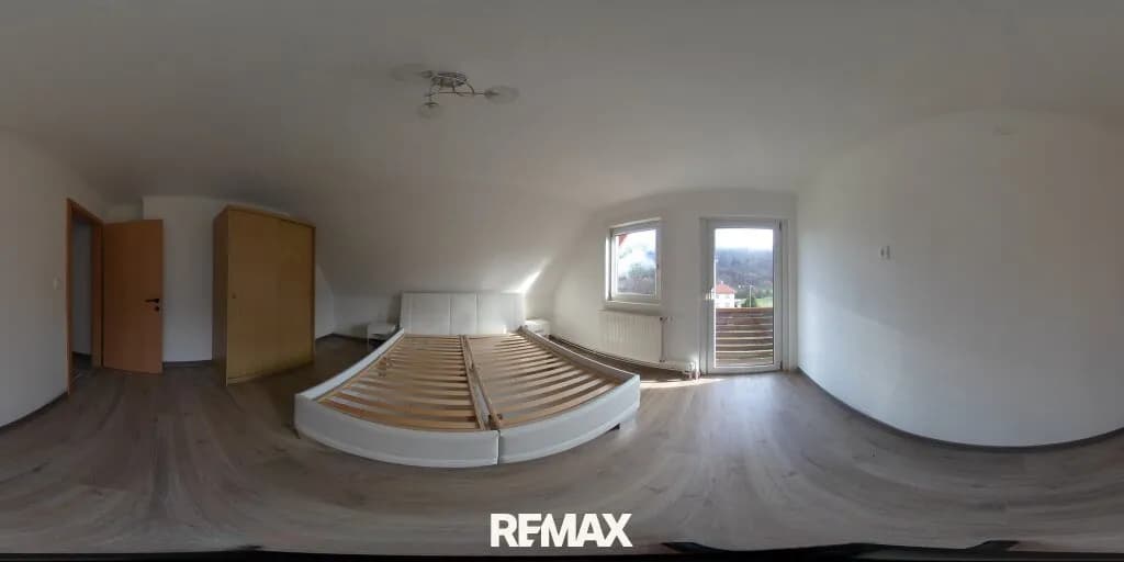 7-Zimmer-Haus kaufen in Neunkirchen – 146 m², € 199.000 – Bild 35 von 39