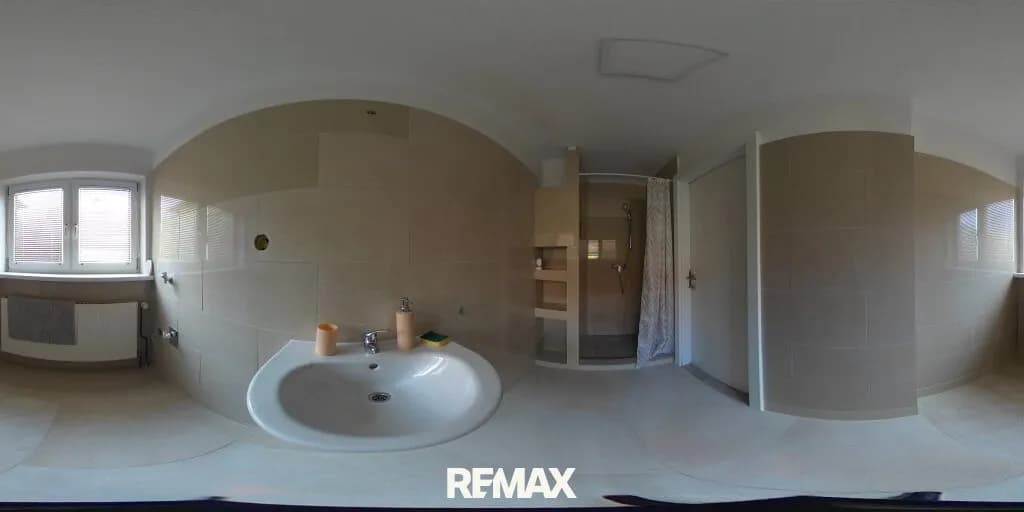 7-Zimmer-Haus kaufen in Neunkirchen – 146 m², € 199.000 – Bild 38 von 39