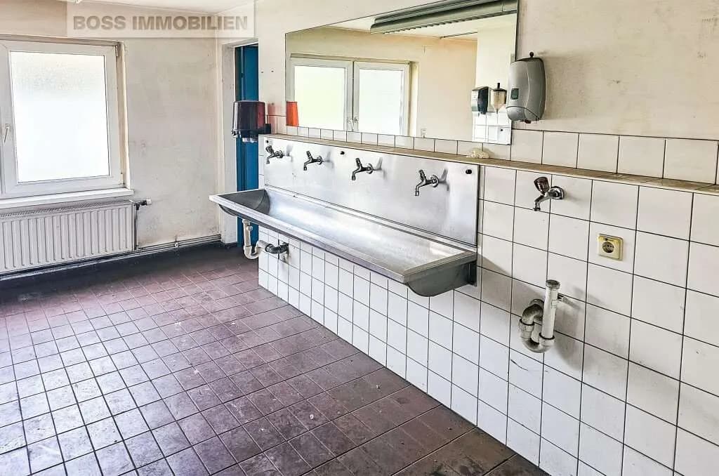 Gewerbeimmobilie mieten in Wels-Land – 550 m², € 3.575 – Bild 7 von 10