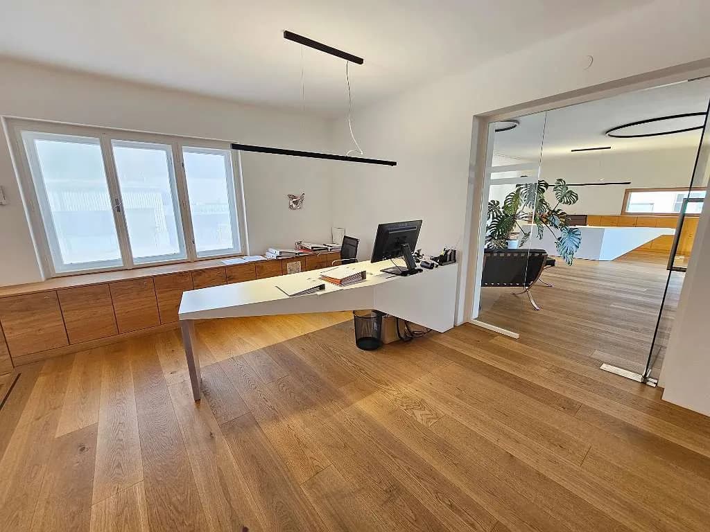 4-Zimmer-Gewerbeimmobilie mieten in Bruck-Mürzzuschlag – 204 m², € 1.950 – Bild 14 von 43