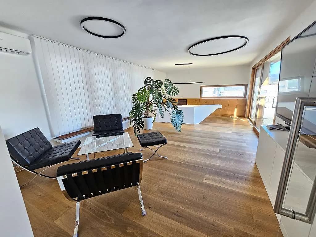 4-Zimmer-Gewerbeimmobilie mieten in Bruck-Mürzzuschlag – 204 m², € 1.950 – Bild 18 von 43