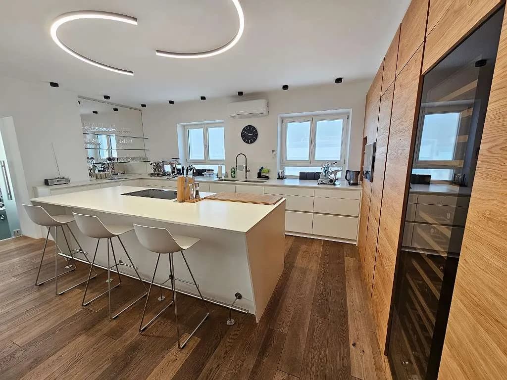 4-Zimmer-Gewerbeimmobilie mieten in Bruck-Mürzzuschlag – 204 m², € 1.950 – Bild 34 von 43