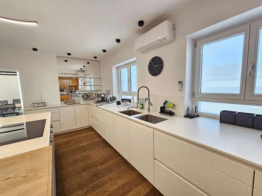 4-Zimmer-Gewerbeimmobilie mieten in Bruck-Mürzzuschlag – 204 m², € 1.950 – Bild 36 von 43