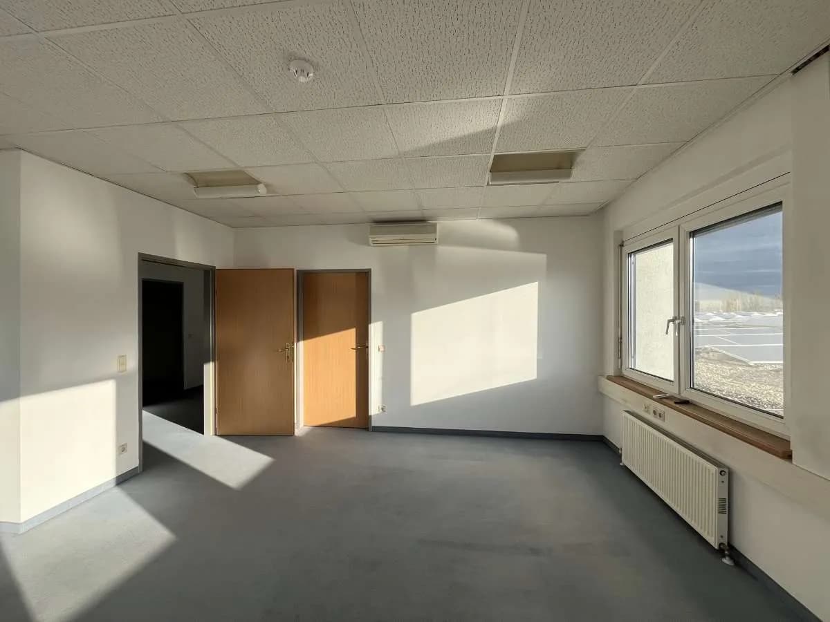 Gewerbeimmobilie mieten in Mödling – 200 m², € 2.515 – Bild 10 von 14