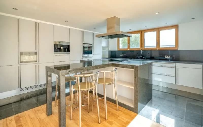 4-Zimmer-Wohnung kaufen in Salzburg Stadt – 186 m² – Bild 5 von 9