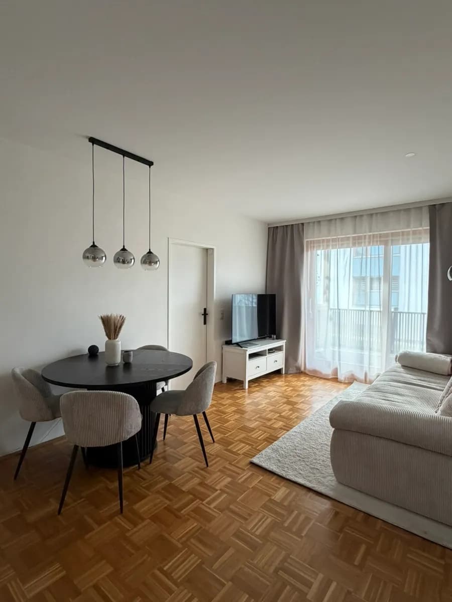 2-Zimmer-Wohnung mieten in Gmunden – 50 m², € 897 – Bild 3 von 12
