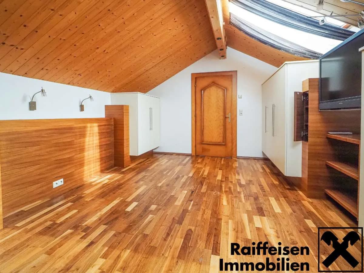 7-Zimmer-Wohnung kaufen in Lienz – 200 m², € 365.000 – Bild 7 von 13