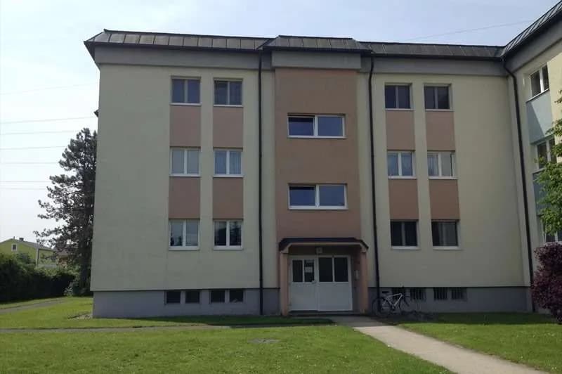 3-Zimmer-Wohnung mieten in Amstetten – 84 m², € 725 – Bild 1 von 4