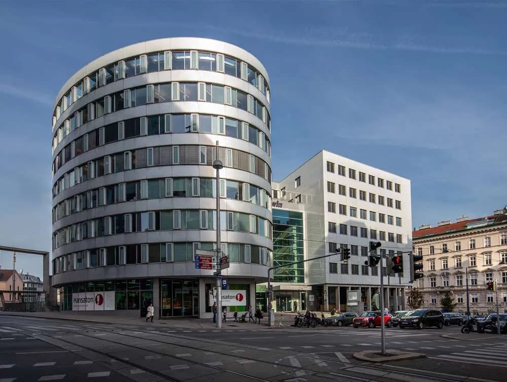 Gewerbeimmobilie mieten in Wien – 605 m², € 19 – Bild 1 von 17