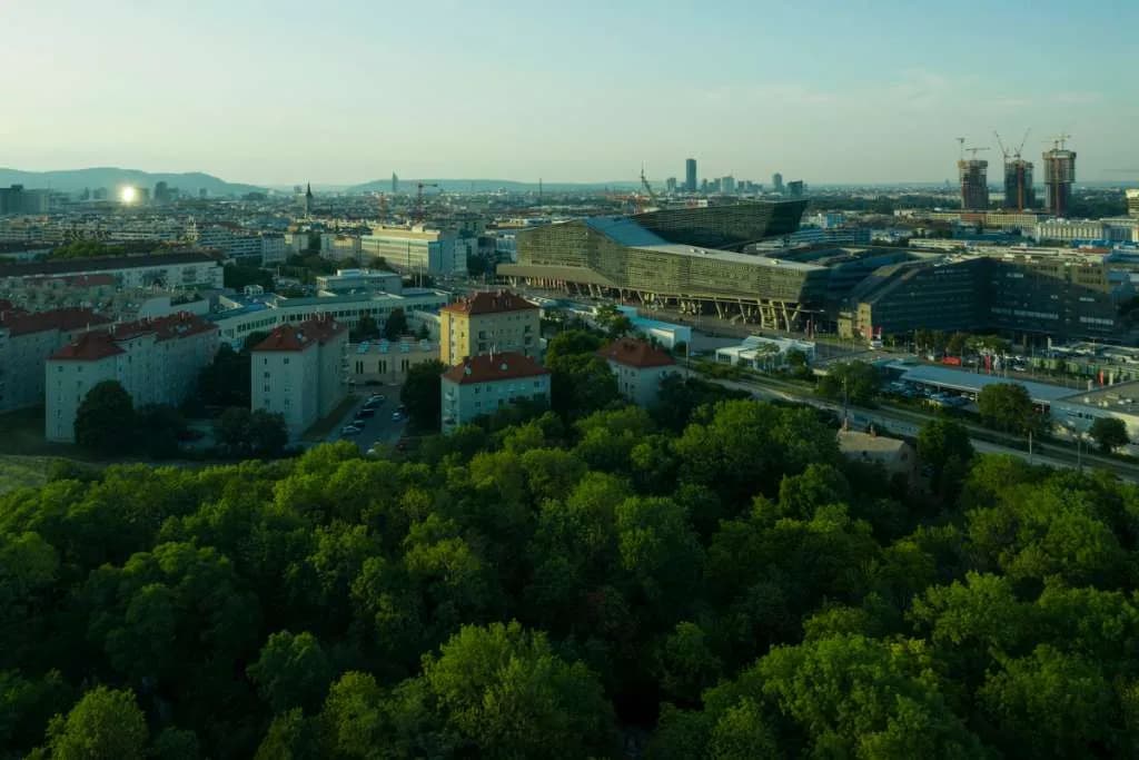 Gewerbeimmobilie mieten in Wien – 1 607 m², € 15 – Bild 8 von 11