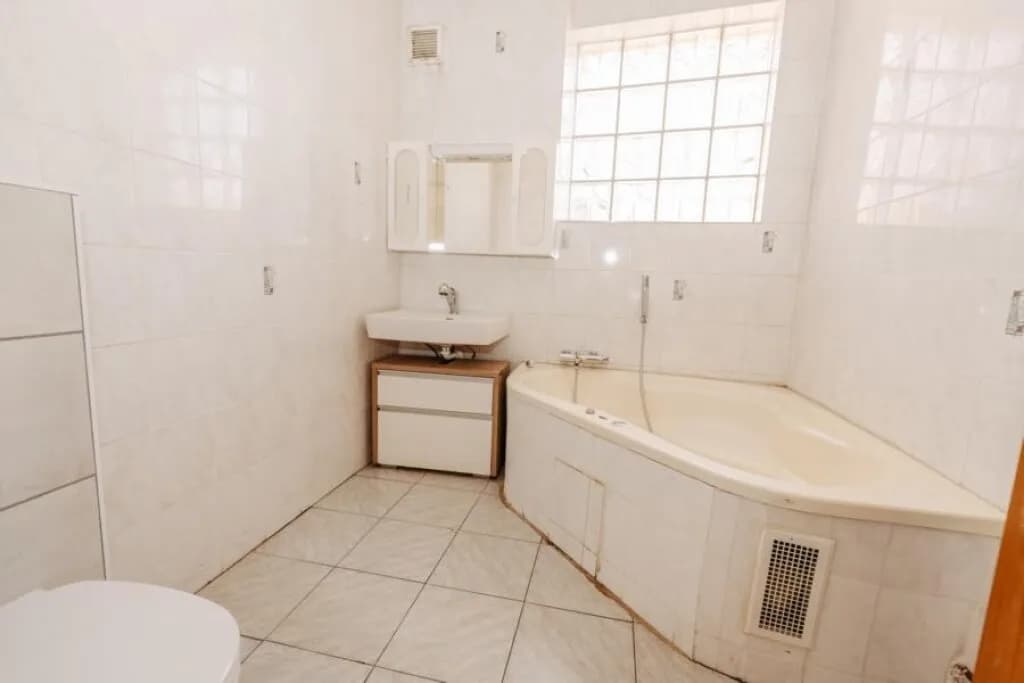 4-Zimmer-Haus kaufen in Gänserndorf – 143 m², € 220.000 – Bild 12 von 25