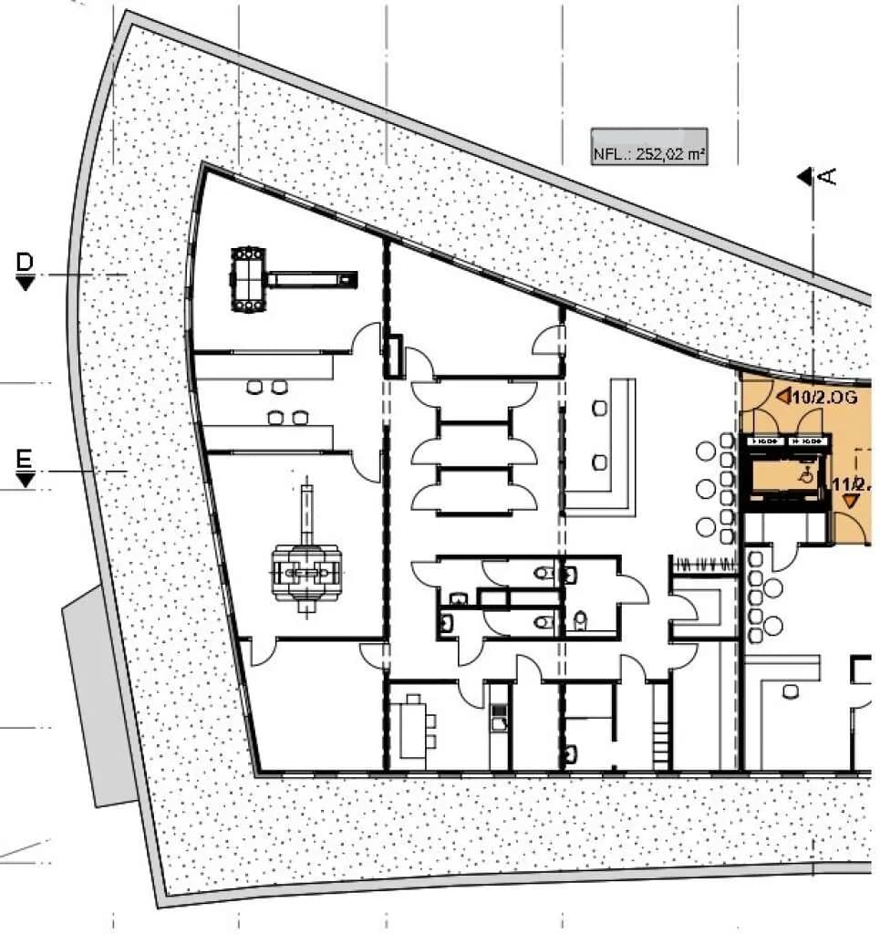 7-Zimmer-Gewerbeimmobilie mieten in Wiener Neustadt – 251,52 m², € 4.489 – Bild 2 von 2