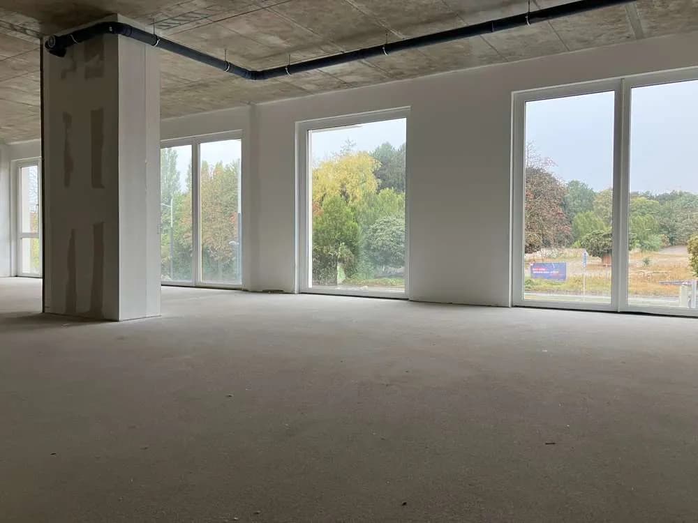 Gewerbeimmobilie mieten in Wien – 194 m², € 3.700