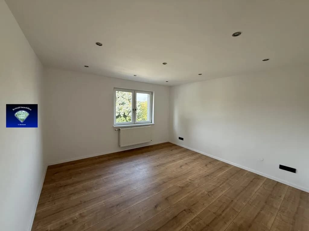 4-Zimmer-Haus kaufen in Neunkirchen – 120 m², € 299.000 – Bild 3 von 15