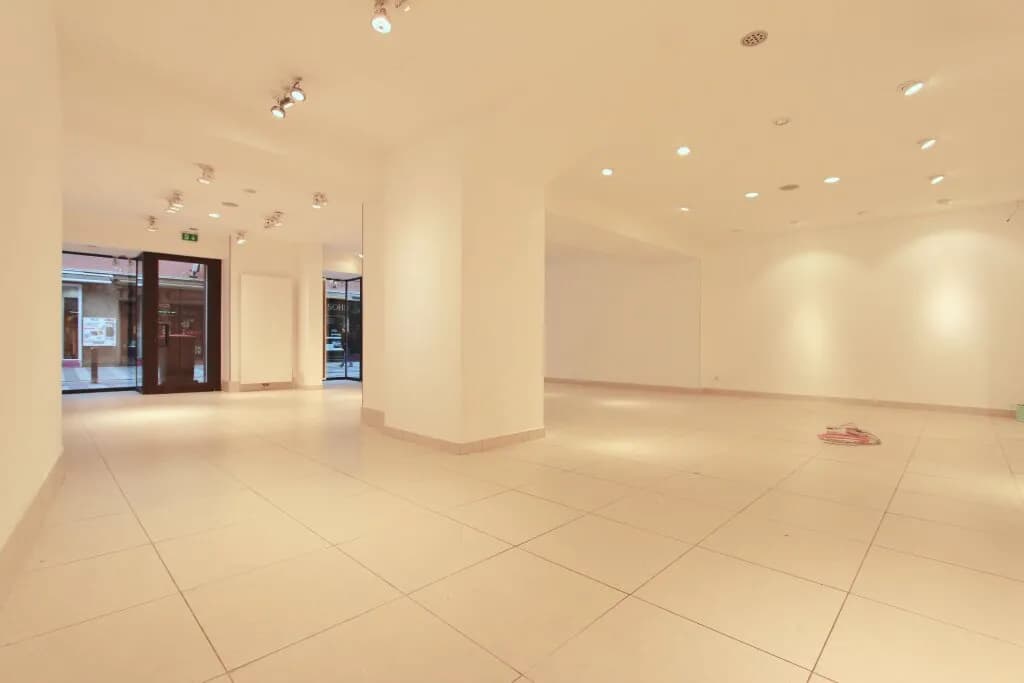 Gewerbeimmobilie kaufen in Wiener Neustadt – 744 m², € 1.690.000 – Bild 6 von 25