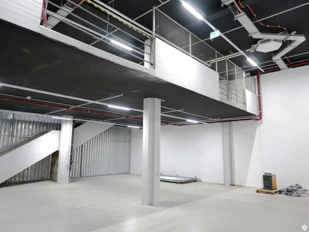 Gewerbeimmobilie mieten in Salzburg Stadt – 2 704 m² – Bild 4 von 12