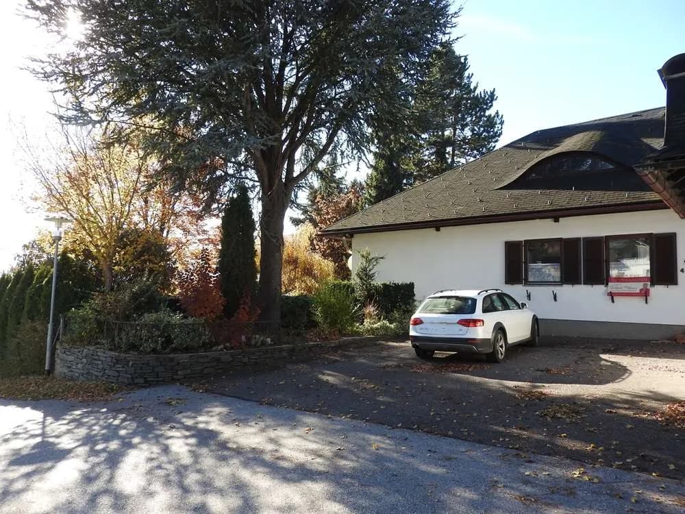 Haus kaufen in Wolfsberg – 270 m², € 370.000 – Bild 2 von 18
