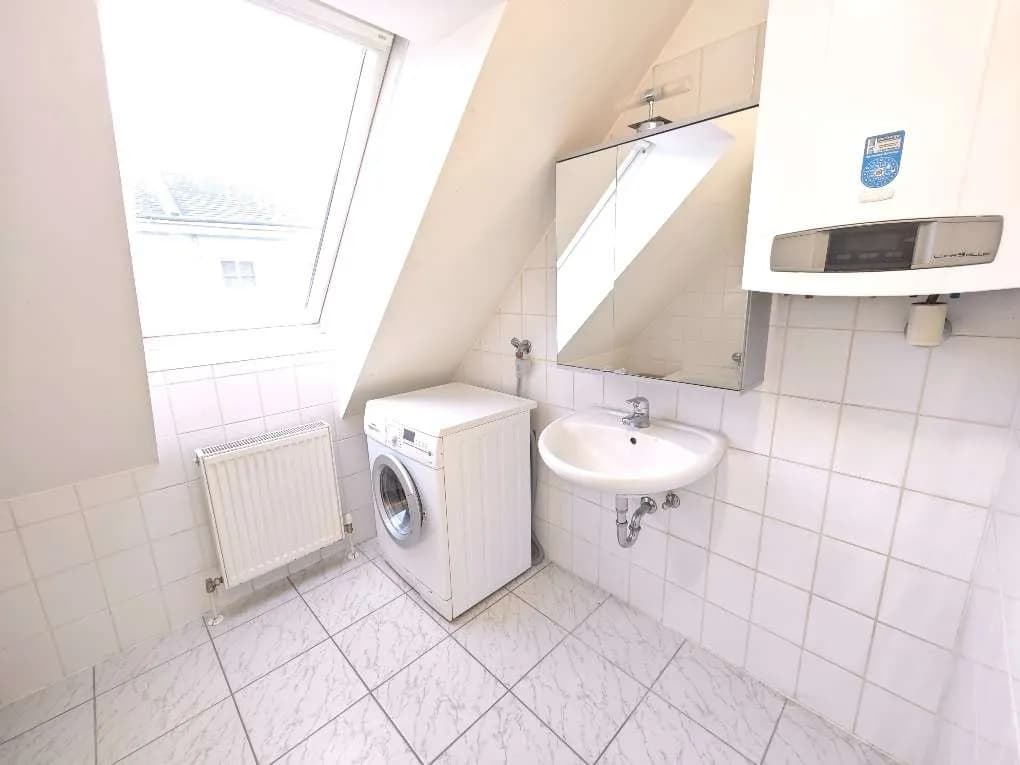 3-Zimmer-Wohnung mieten in Baden – 60 m², € 799 – Bild 3 von 9
