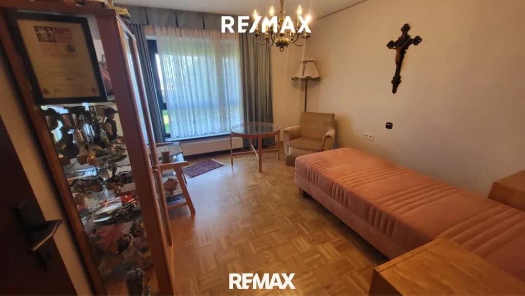 4-Zimmer-Haus kaufen in Vöcklabruck – 116 m², € 320.000 – Bild 7 von 12