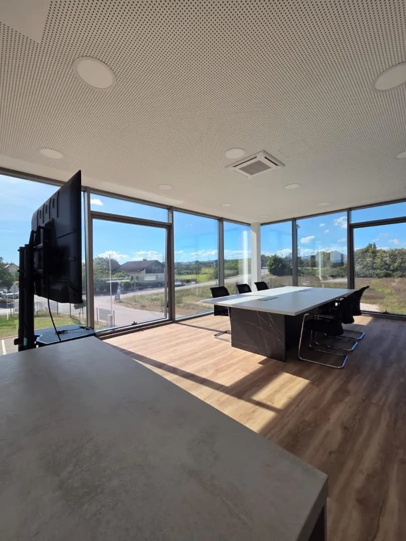 Gewerbeimmobilie mieten in Wels – 80 m² – Bild 2 von 2