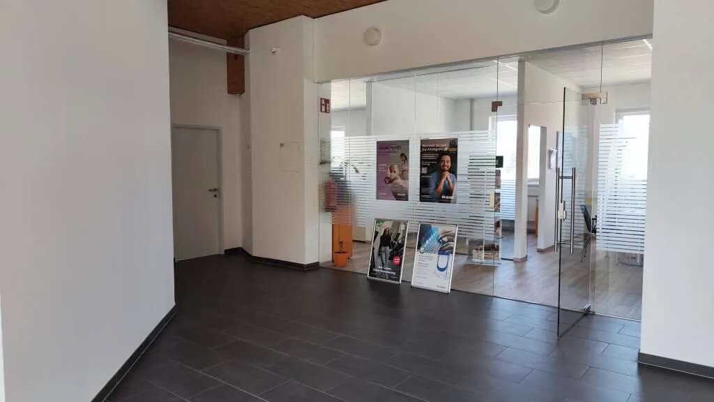 Gewerbeimmobilie mieten in Neunkirchen – 67 m², € 806 – Bild 3 von 8