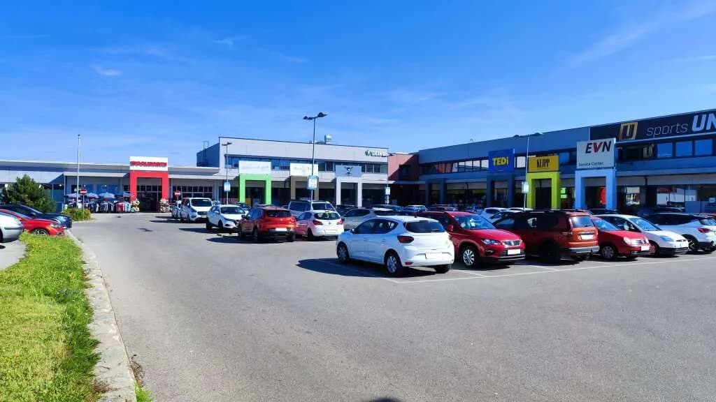 Gewerbeimmobilie mieten in Neunkirchen – 67 m², € 806 – Bild 4 von 8